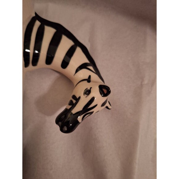 Vint~ZEBRA~3D~HEAD~Handle~LATTE~Tall~ANIMAL MUG~Hand Painted~BLACK&WHITE~Stripes - Picture 3 of 9